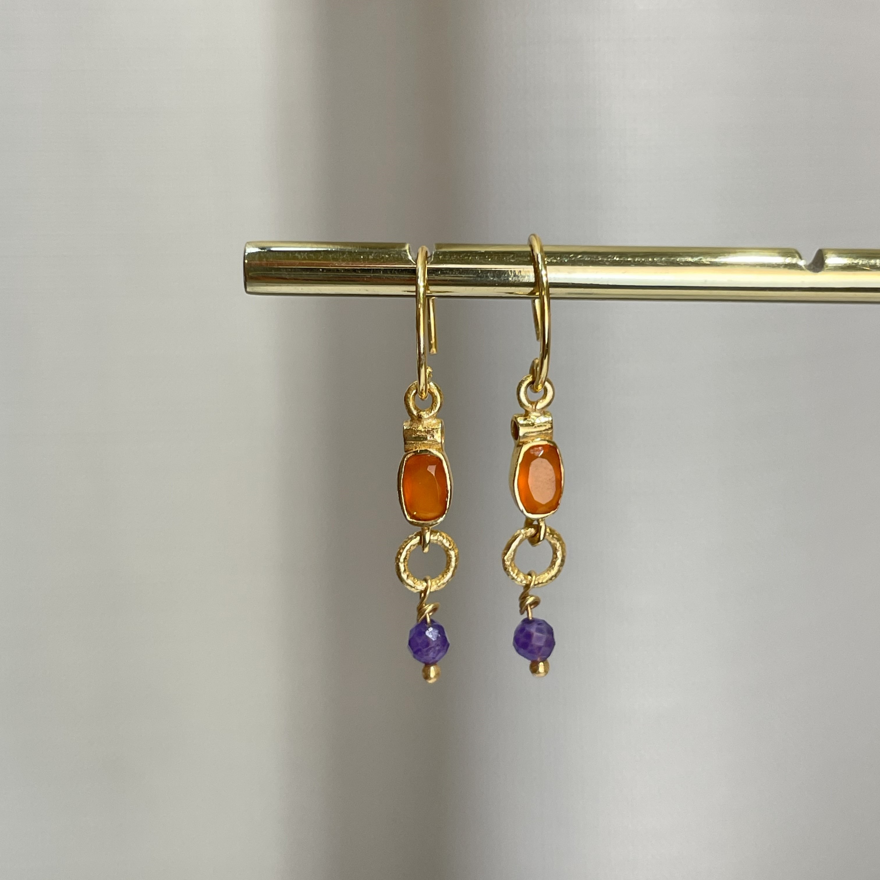 Серьги с камнями